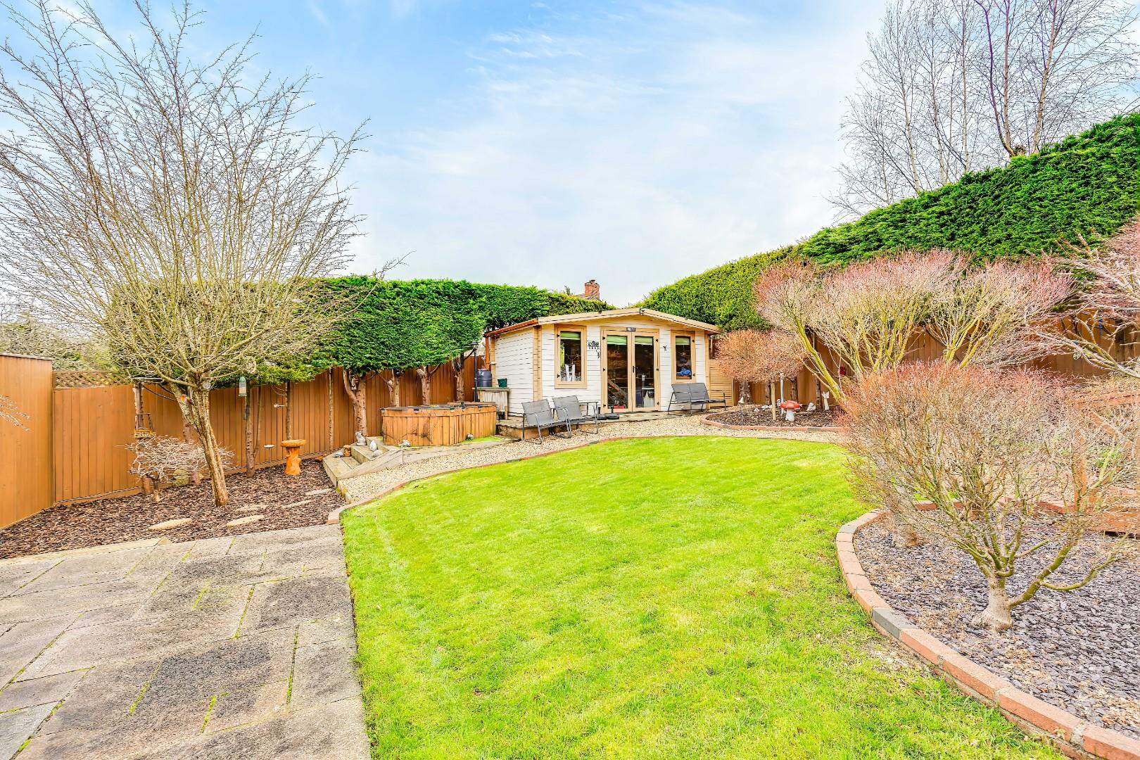 2 Priory Gardens, Barry, CF63 1FH